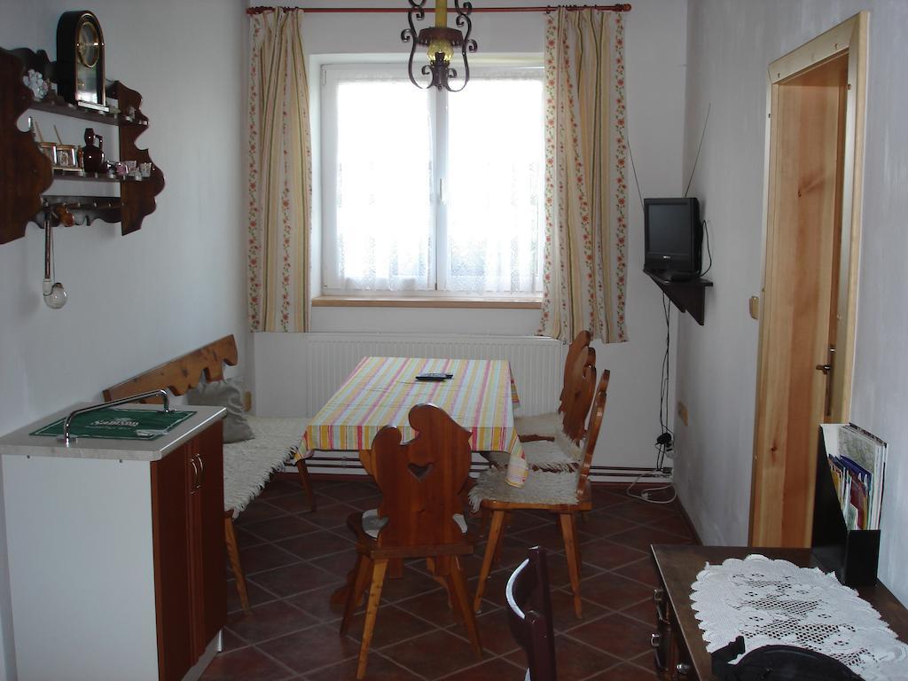 Pension Otevek Trhove Sviny Номер фото